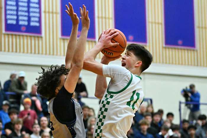 a Summit Wilsonville 5A Oregon boys basketball final 2024 Leon Neuschwander 12